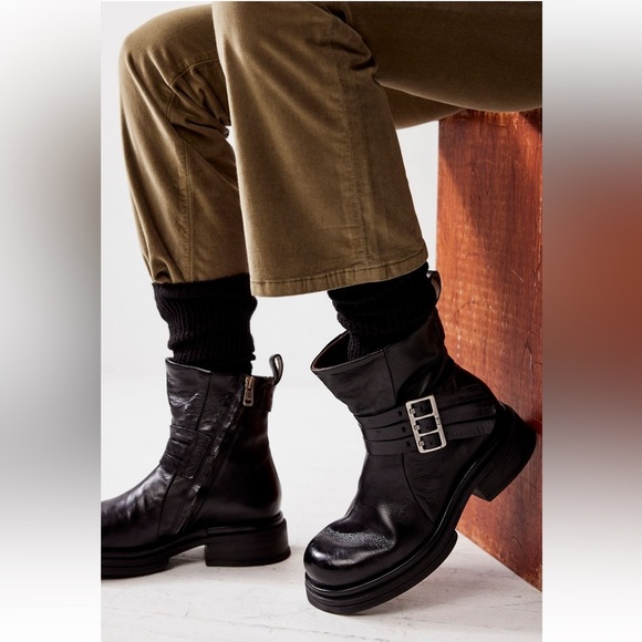 Rare Free People x A.S. 98 Crossroads Moto Boots Size 39 or 9 NWT - Picture 1 of 13